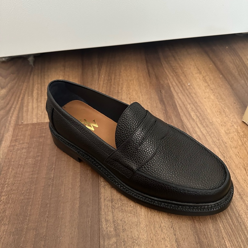 Blackstock & Weber Textured Black Loafers